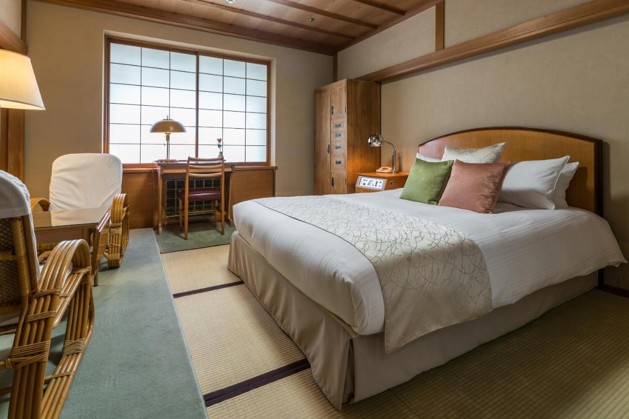Hilltop Hotel Tokyo Bagian luar foto